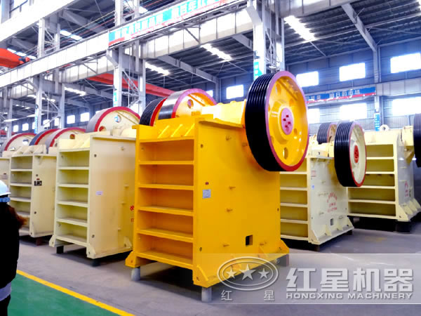 石子破碎設(shè)備-顎式破碎機 石子破碎設(shè)備-顎式破碎機