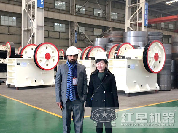 顎式破碎機(jī)